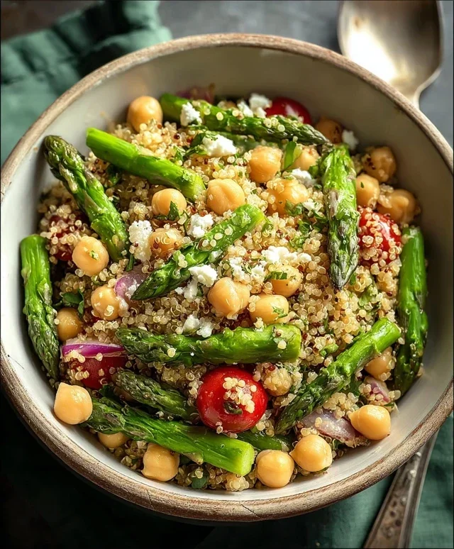 Asparagus Chickpea Quinoa Salad