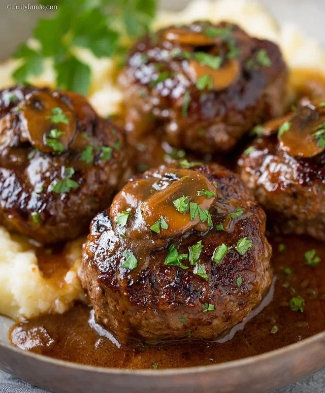 Easy Homemade Salisbury Steak
